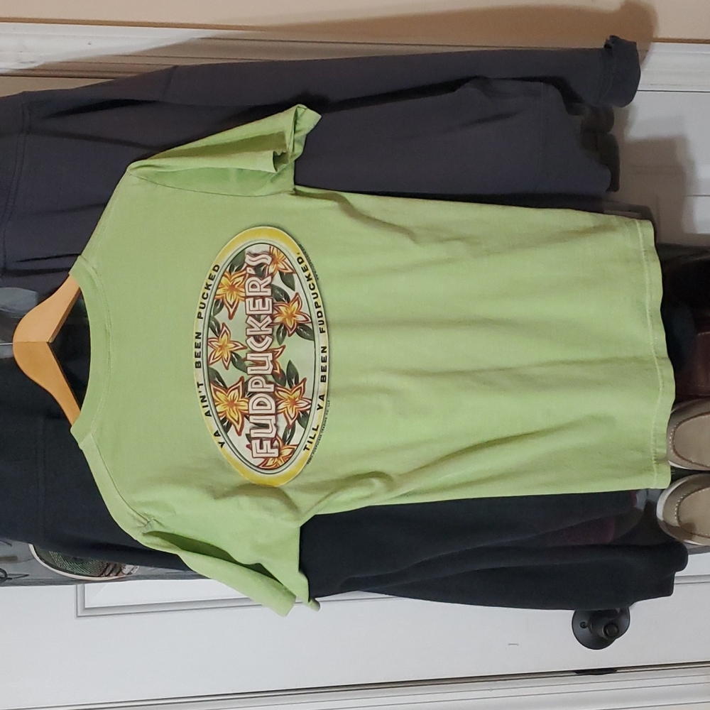 Fudpucker's tee